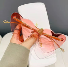 Load image into Gallery viewer, Heart Eyes Sunglasses
